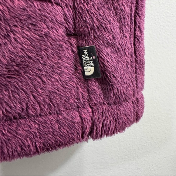 The North Face Women’s Reversible Vest Burgundy Full Zip Fur Jacket Sz Large - Picture 4 of 12